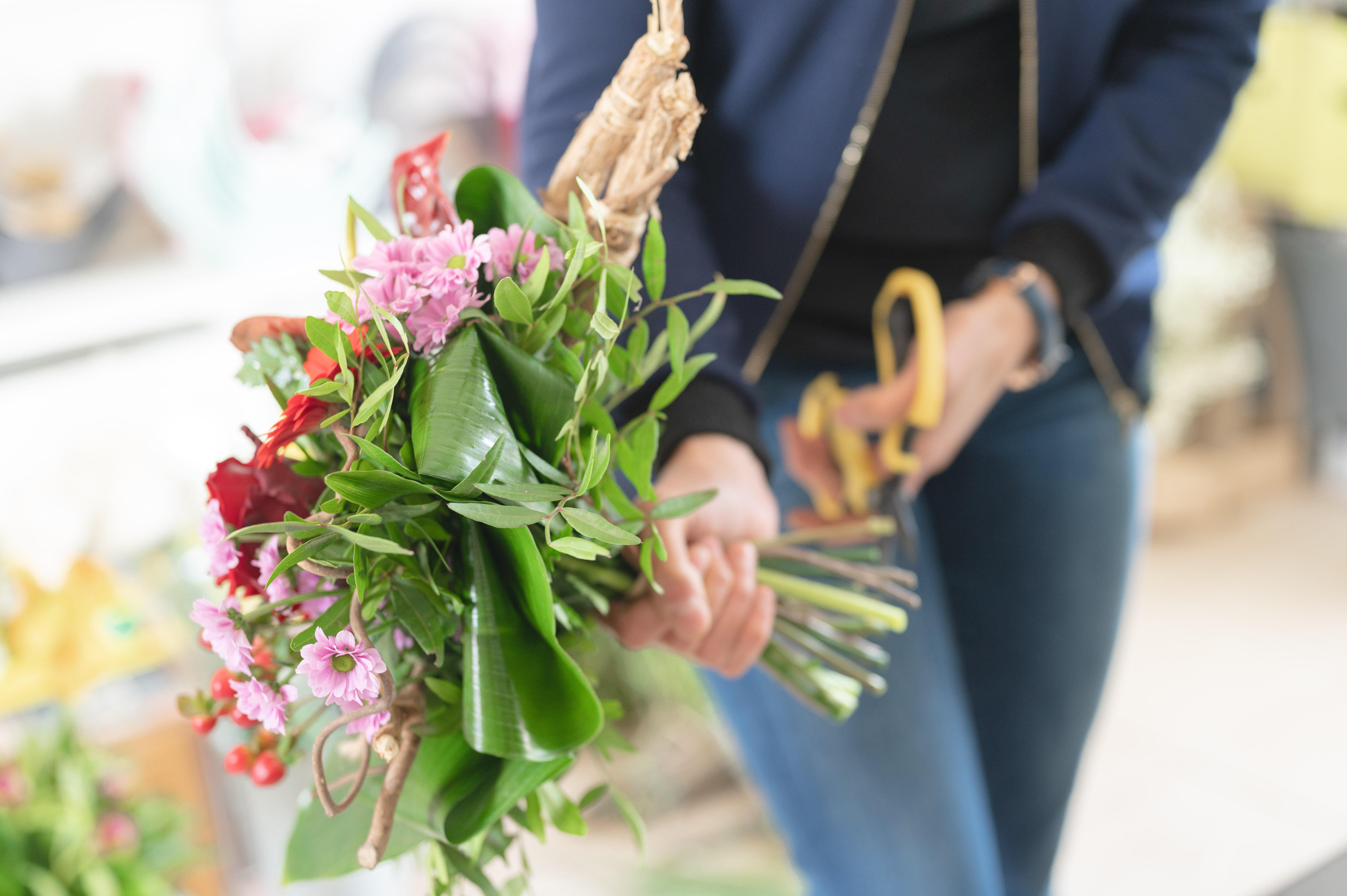 L'Entre'Pôt Maitre Artisan Fleuriste les Essarts Essarts en bocage confection bouquet rond
