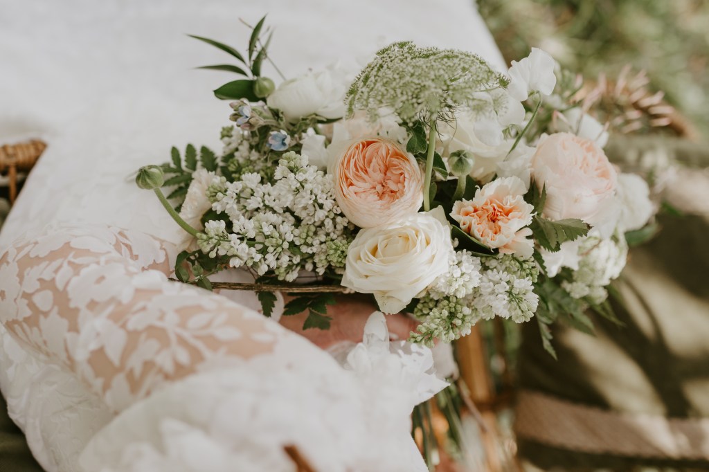 Mariage au Jardin, Bouquet de Mariée L'Entre'Pôt Maître Artisan Fleuriste Vendée