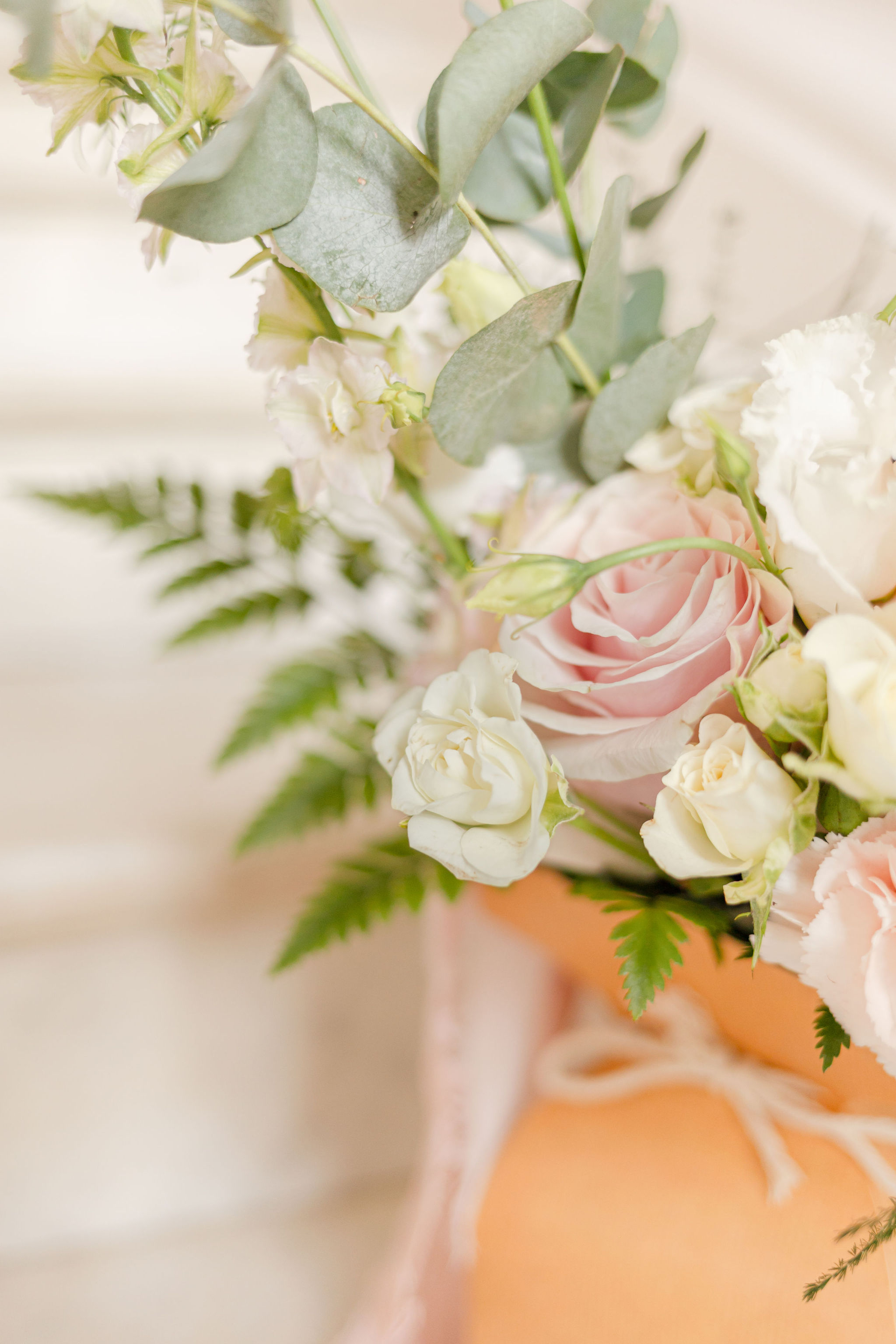 Mariage Princesse Mariage Disney Domaine de Brandois, L'Entre'Pôt Fleuriste Bouquet de mariée